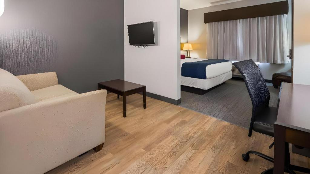 Best Western Plus Olathe Hotel Экстерьер фото