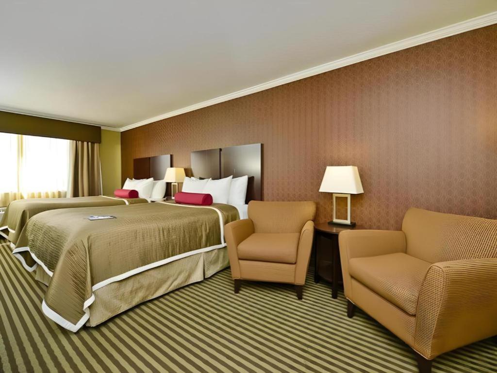 Best Western Plus Olathe Hotel Экстерьер фото